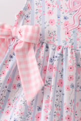 Abby & Evie
PINK FLORAL APPLIQUE BOW BLOOMER SET